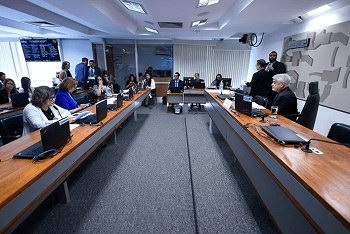 Comissão do Senado aprova pena maior para crimes em calamidades