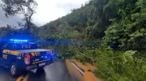 Sobe para 24 o número de mortos após temporal no Rio Grande do Sul
