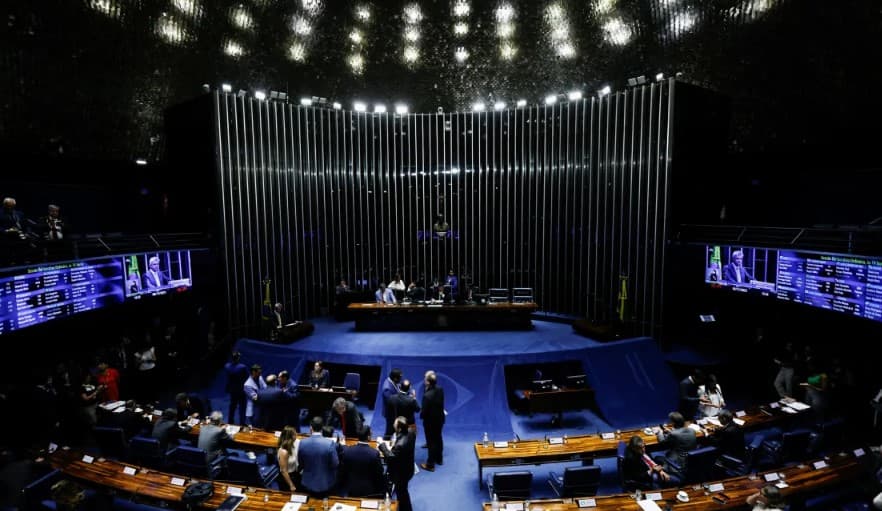 Com placar apertado, Senado aprova texto-base de projeto que cria novo DPVAT com extra de R$ 15 bilhões no orçamento
