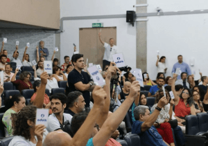 Professores da UFRN decidem hoje se seguem em greve