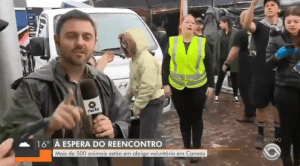 VÍDEO: População começa a gritar Globo lixo dentro de abrigo no RS ao vivo; assista