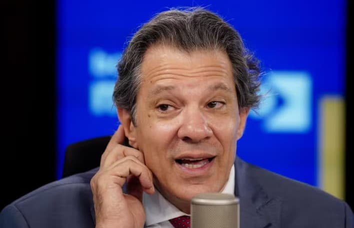 Presidente da Petrobras é um ‘quase ministro’, tem que ter relação próxima com Lula, diz Haddad