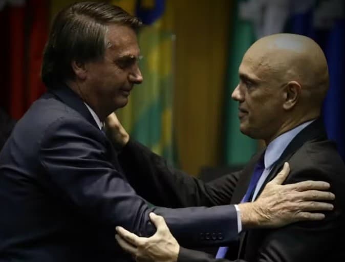 Bolsonaro pedirá a Moraes fim de restrição a conversas com Valdemar da Costa Neto