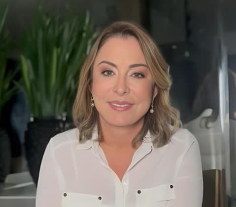 Parecer do TCE-RN contradiz Kátia Pires e afirma que ela foi "beneficiária do ato irregular" ao receber terreno público como doação na gestão do ex-prefeito de Parnamirim Raimundo Marciano