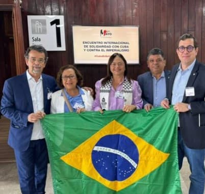 Mineiro se despede de Cuba após viagem para "reconstruir e fortalecer as relações" com o país