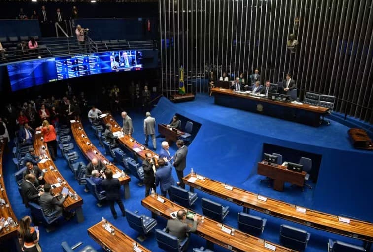 Senado eleva de 20% para 30% cota para minorias em concursos públicos e inclui quilombolas e indígenas