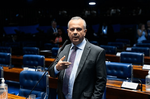 Rogério Marinho aciona TCU e PGR contra Lula por uso indevido de recursos públicos para evento eleitoral