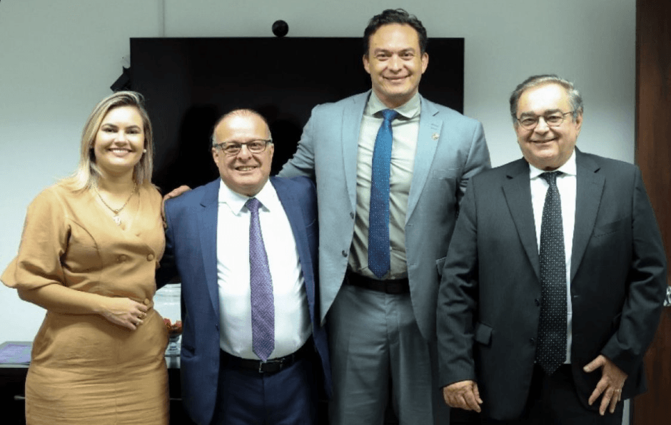 Senador Styvenson anuncia apoio à pré-candidatura de Paulinho Freire a prefeito de Natal