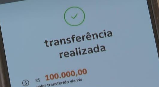 Receber PIX por engano e não devolver é crime com pena de até um ano ou multa