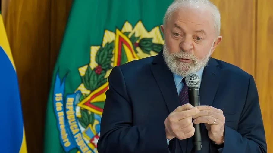 Em 15 meses, viagens de Lula custaram R$ 29 milhões à Casa Civil