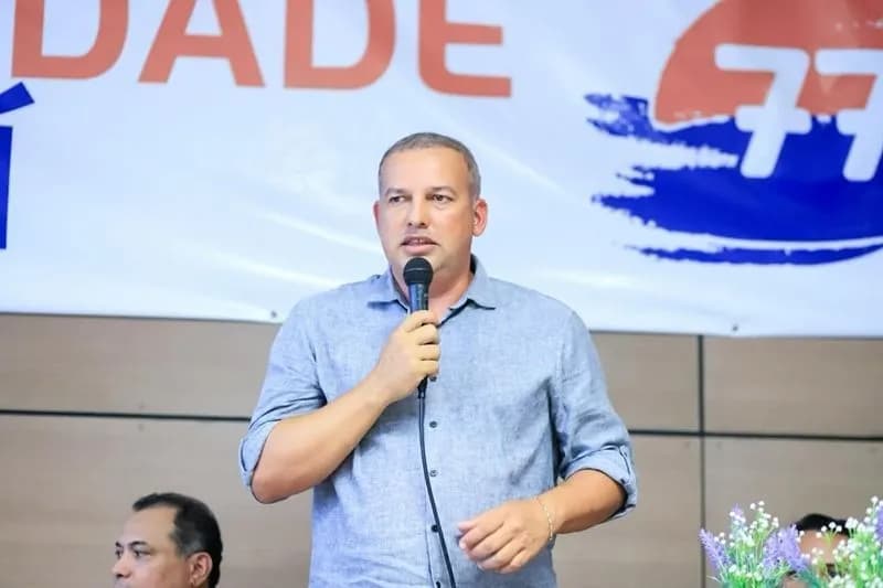 Presidente do Solidariedade é alvo de mandado de prisão da PF por desvio de R$ 36 milhões