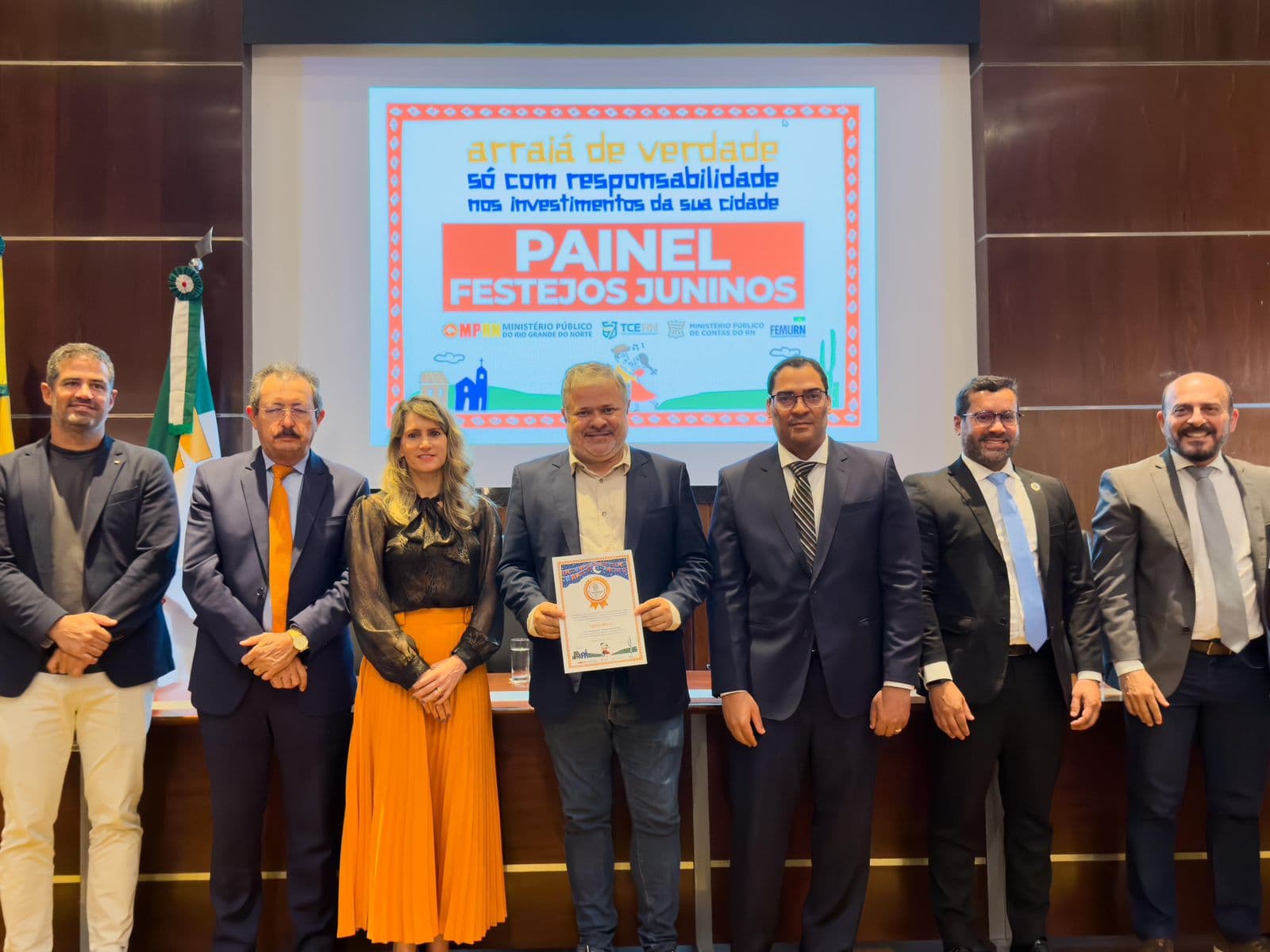 Prefeitura de Ceará Mirim recebe selo do TCE e MP de excelência na transparência dos festejos juninos em 2024