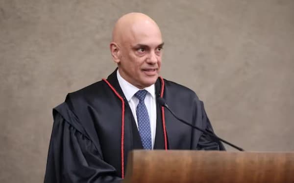 Moraes multa rede social ‘X’ em R$ 700 mil por não excluir posts que chamavam Arthur Lira de “estuprador”