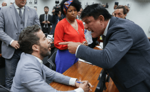 Palco de confusões, Conselho de Ética da Câmara analisa 3 denúncias por brigas entre deputados