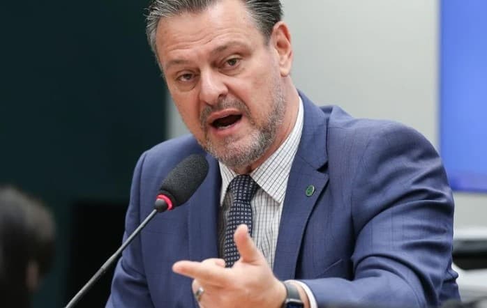 Carlos Fávaro, ministro da Agricultura do governo Lula, chama parte do agro de ‘fascista'