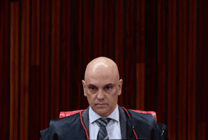 STF forma maioria para municípios não proibirem linguagem neutra