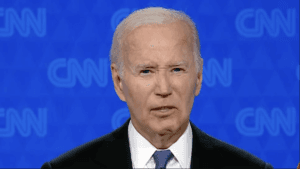 Jornais destacam desempenho fraco de Biden em debate