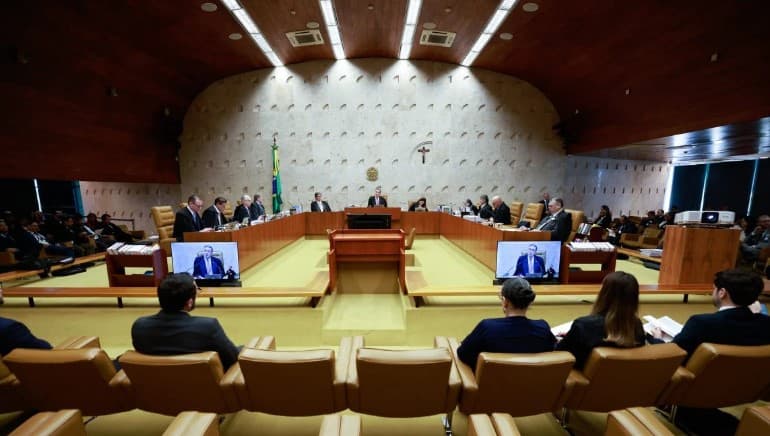 Parentes podem chefiar Executivo e Legislativo simultaneamente, decide STF