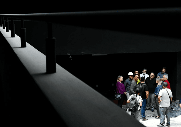 Prefeito Álvaro Dias visita as obras do Teatro Sandoval Wanderley