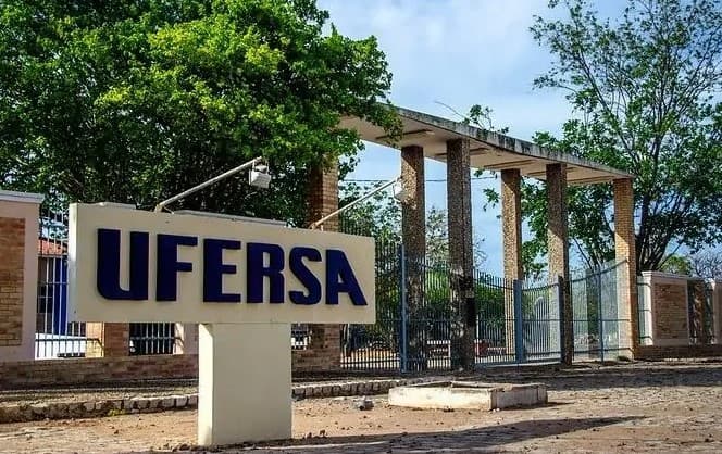 Professores da Ufersa e servidores técnicos da UFRN encerram greve