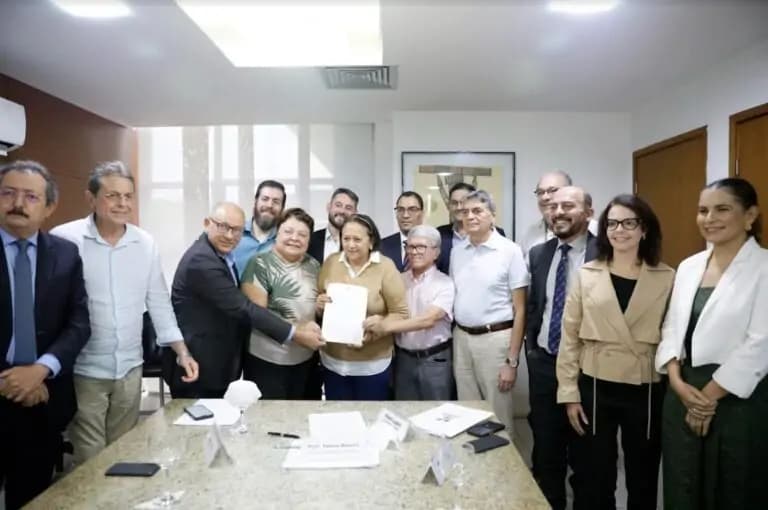 Governo do RN assina acordo com MP e recebe aval para fazer concurso para o Idema