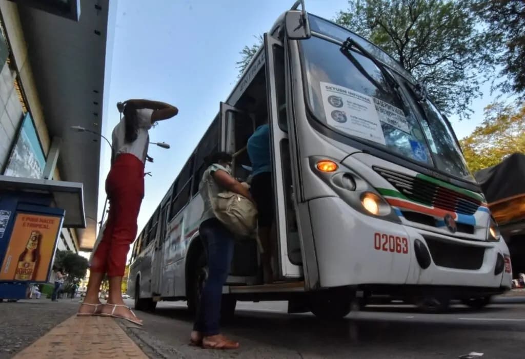 Licitação do transporte de Natal prevê subsídio da prefeitura de R$ 1,38 por passageiro; veja detalhes