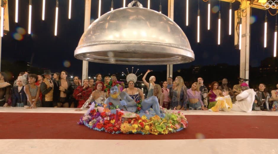 Após polêmica, diretor nega que cena com drags na abertura da Olimpíada foi inspirada na "Última Ceia"