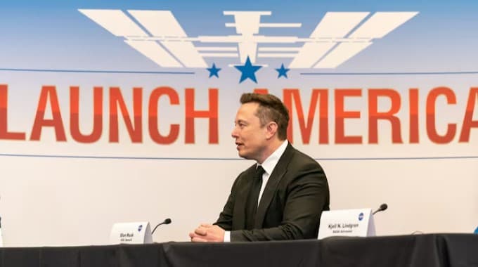 Musk volta a criticar STF e diz que ‘lei está violando a lei’ em decisão sobre multa de R$ 700 mil à plataforma