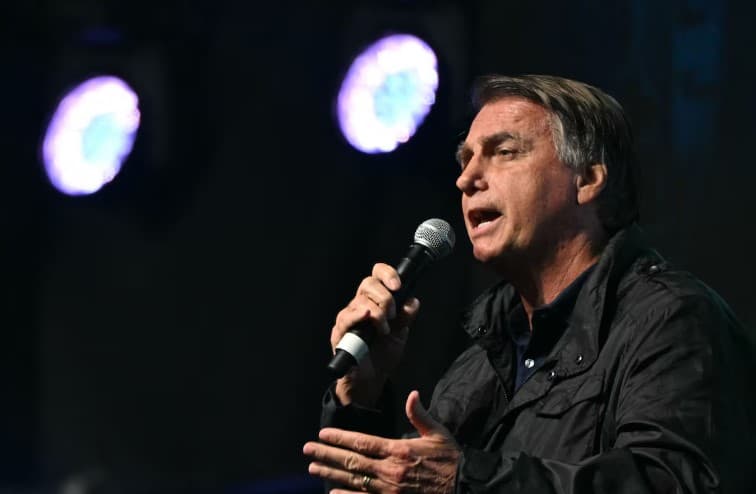 Bolsonaro ignora indiciamento pela PF e critica imprensa e PT em conferência conservadora: ‘Não vão me desgastar’
