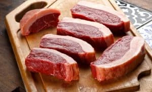 Inclusão da carne na cesta básica de alíquota zero pode deixar Brasil com maior imposto do mundo