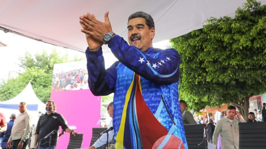 Maduro diz que 1.200 pessoas foram presas por protestos