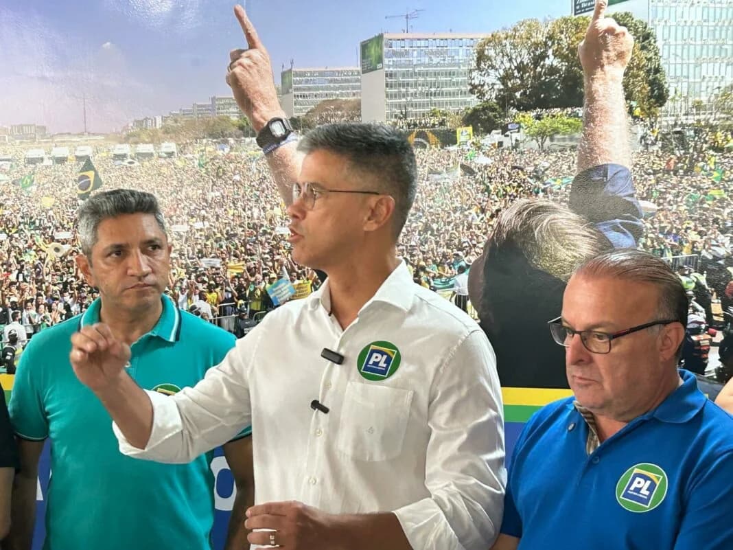 VÍDEO: Deputado estadual Coronel Azevedo anuncia apoio a Paulinho e Salatiel nas eleições deste ano e ressalta a importância da união e fortalecimento do grupo para 2026