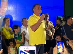 Políticos do PT atrapalham o crescimento das cidades, diz Bolsonaro em Natal