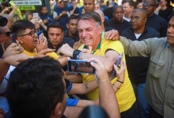 Bolsonaro confirma presença em manifestação que vai pedir impeachment de Moraes