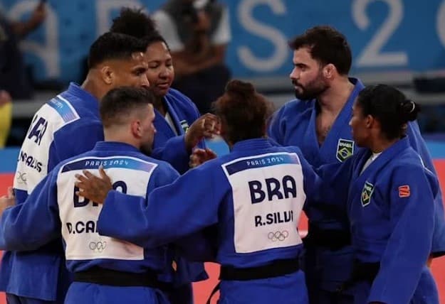 PARIS 2024: Brasil conquista a medalha de bronze por equipes no judô