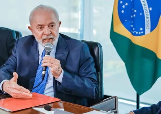 Lula sugeriu convocar nova eleição na Venezuela para contornar crise