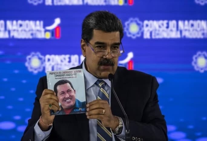 Maduro acusa líder da oposição María Corina Machado de ter “pacto satânico” com Elon Musk