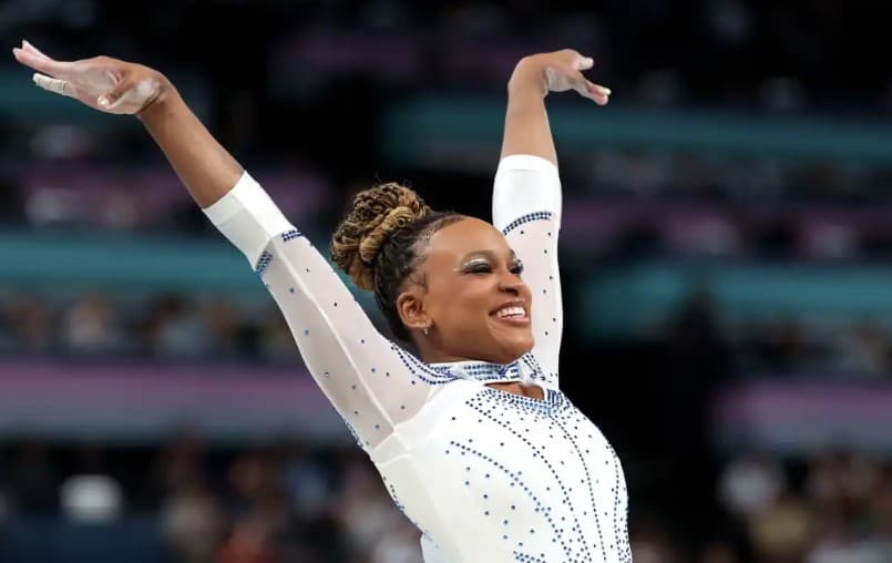 PARIS 2024: Rebeca Andrade conquista a prata no salto; Simone Biles é ouro