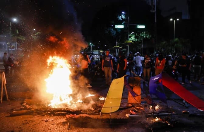 ONU registra 23 mortes e aponta prisão de crianças após protestos na Venezuela