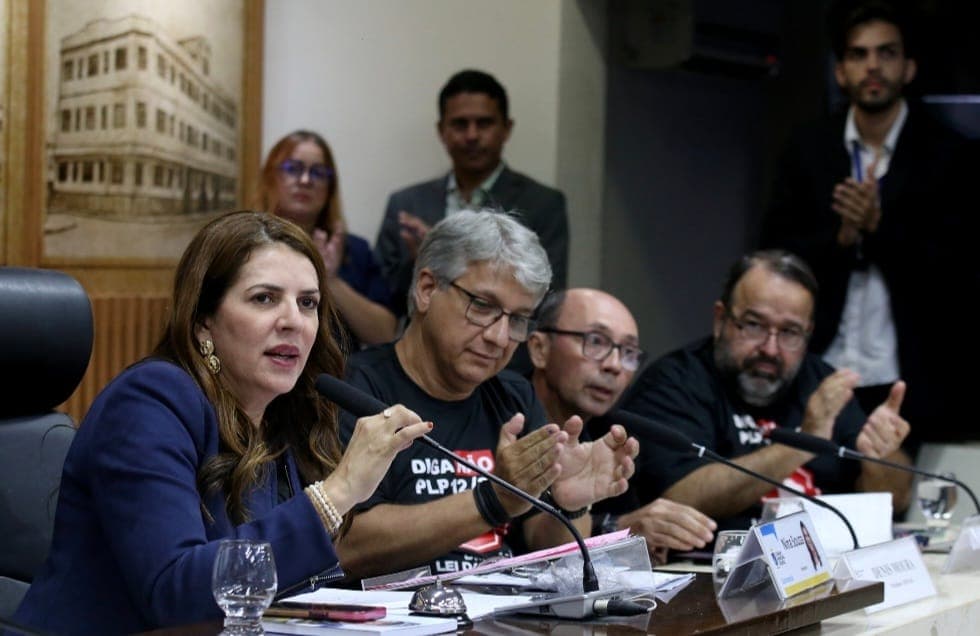 Lideranças nacionais de motoristas por aplicativo reforçam importância da manutenção do mandato da vereadora Nina em Natal