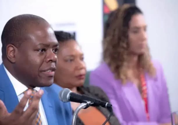 Silvio Almeida assinou lei que criou programa contra assédio sexual em órgãos públicos