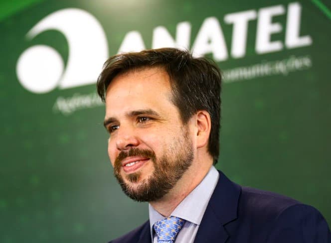 Starlink pode perder autorização para prestar serviço no Brasil, diz presidente da Anatel