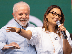 Governo Lula se recusa a prestar informações sobre viagem e hospedagem de Janja em NY