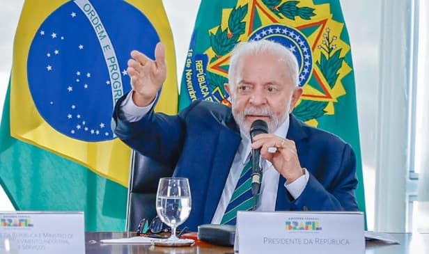 Lula diz esperar “verão com menos dengue na história” do país; Brasil registrou recordes de casos e mortes pela doença em 2024