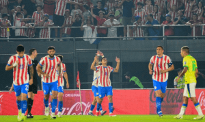 Eliminatórias: Brasil perde para Paraguai e ouve ‘olé’ da torcida adversária
