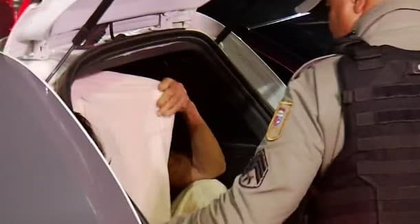 Turista é presa em flagrante por injúria racial em Natal