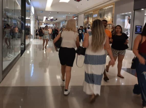 Confira o horário de funcionamento do comércio no feriado do Dia de Finados em Natal