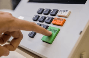 33 milhões de eleitores devem ir às urnas em 51 cidades hoje; saiba tudo