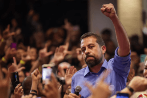 Após derrota, Boulos vê pressão para ir ao PT e desejo por ministério