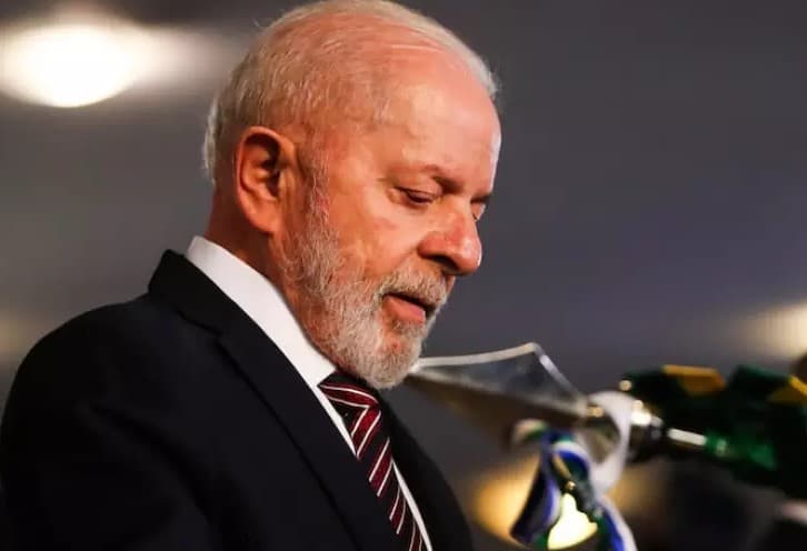 Aprovação do governo Lula cai de 54% para 51%, aponta pesquisa Quaest